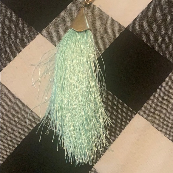 Long necklace and matching earrings. 💙💚 - Picture 3 of 4